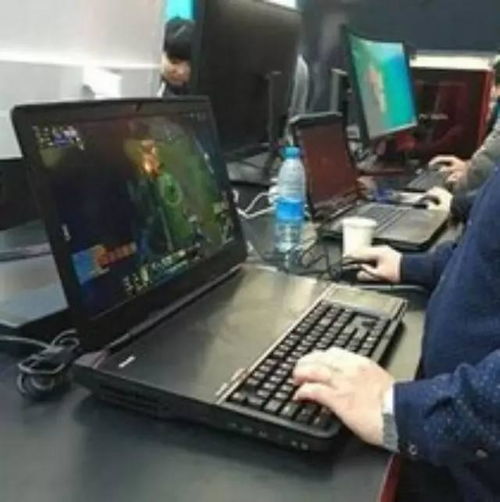 京東同步美國CES展，多款游戲產(chǎn)品及VR設(shè)備亮相，引領(lǐng)計算機軟硬件零售新潮流